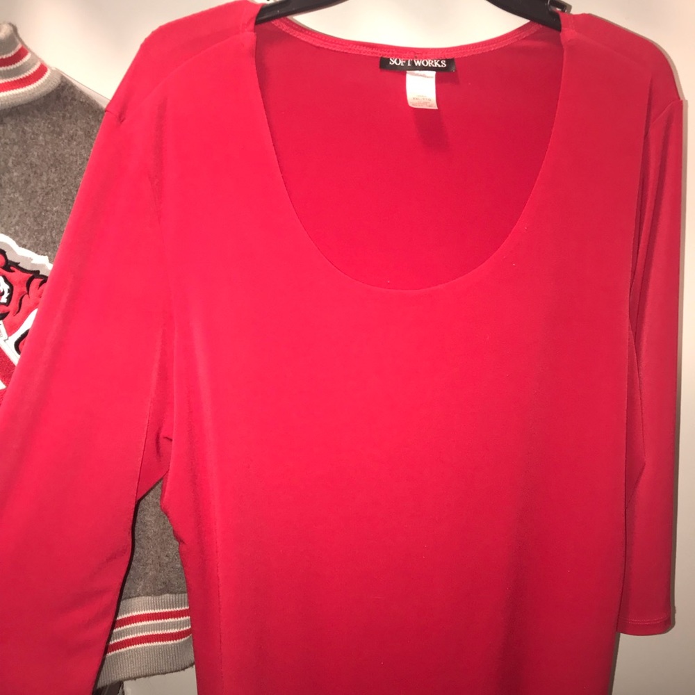 Red blouse with 3/4 length sleeves